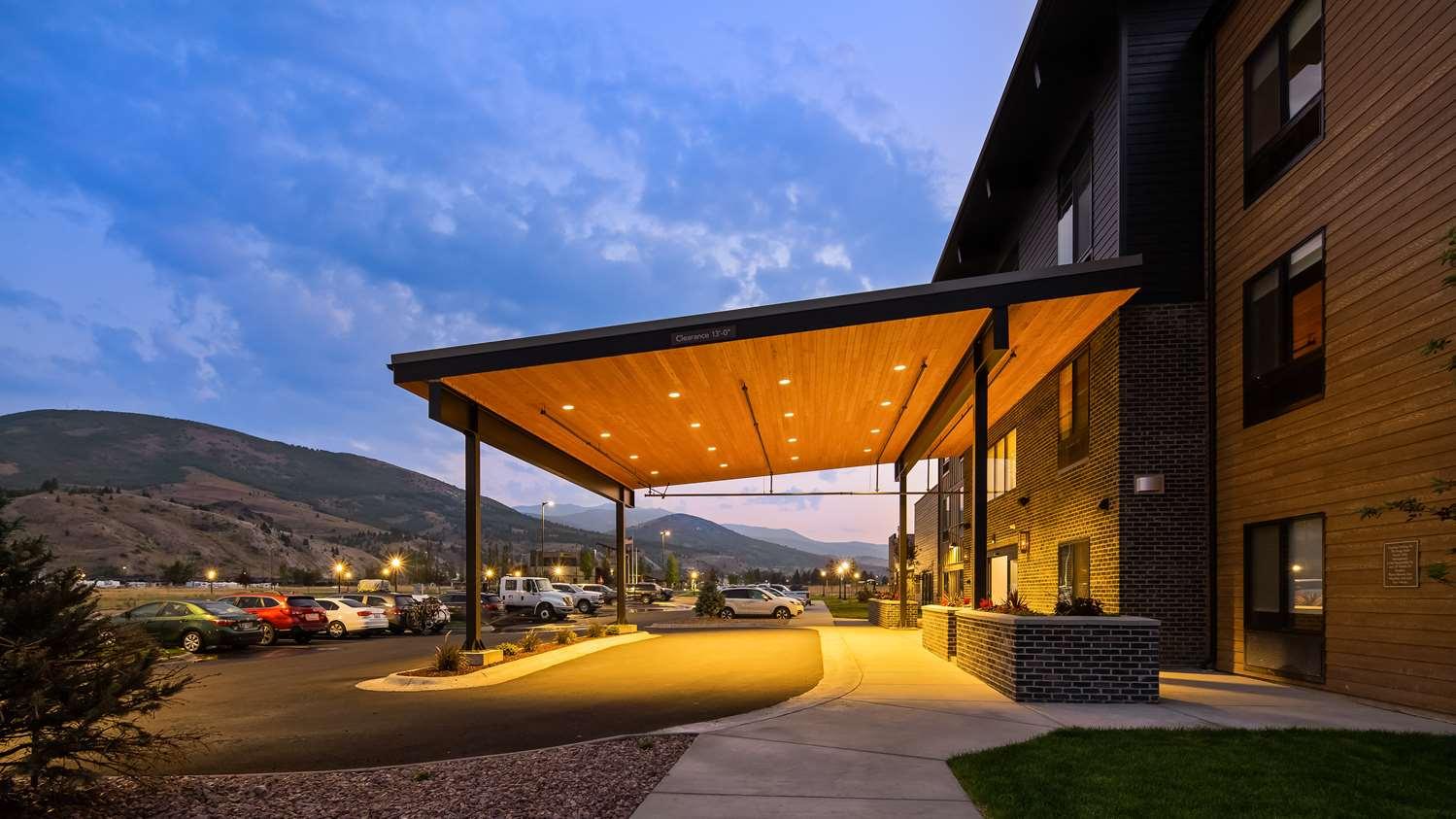 The Forge Hotel BW Signature Collection Anaconda Exterior photo